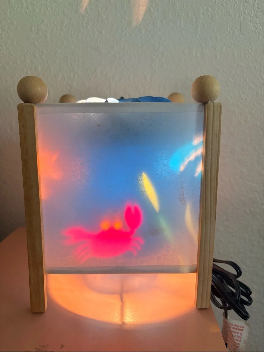 VTG 97 RAINBOW FISH MOTION LAMP Trousseller Magic Spinning LANTERN Night Lite